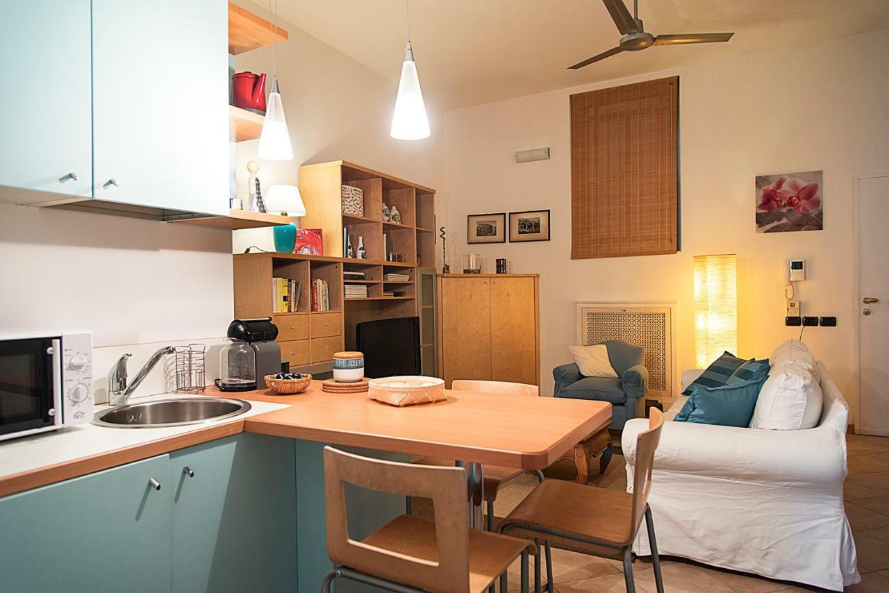 Elegant Apartment In Sant'Ambrogio Milano Exterior foto