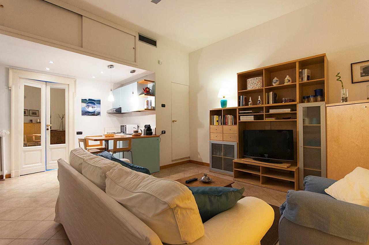 Elegant Apartment In Sant'Ambrogio Milano Exterior foto